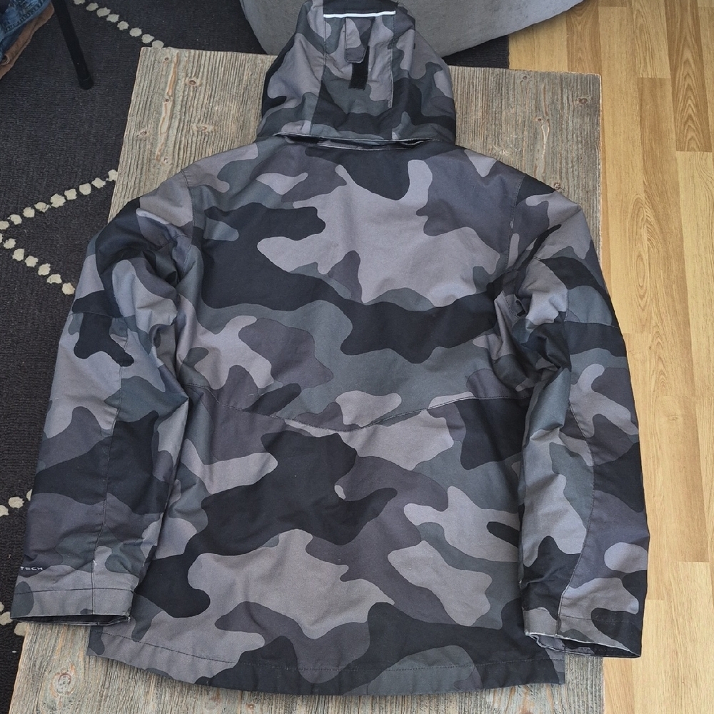 Jacket - Picture 9 of 10